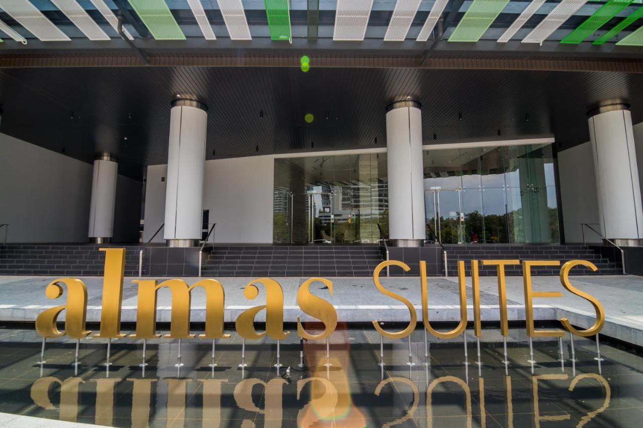 Almas Suites By Subhome Nusajaya  Kültér fotó